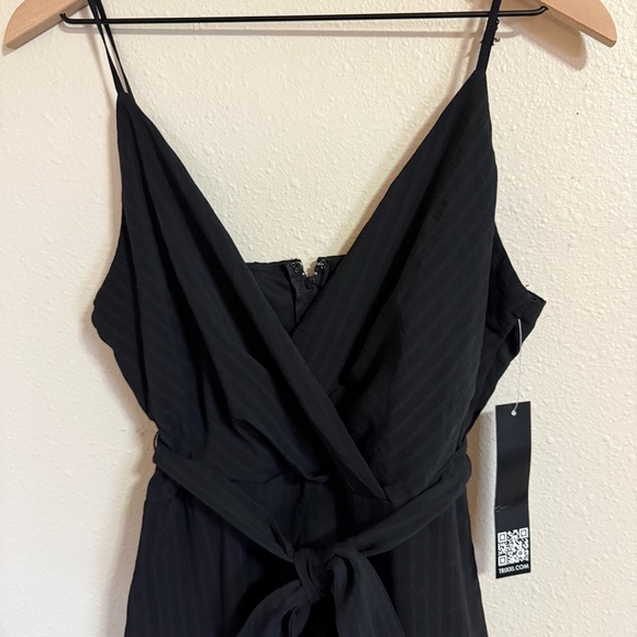 Trixxi Black Ruffled Tie Mini Dress Medium NWT - Picture 2 of 8